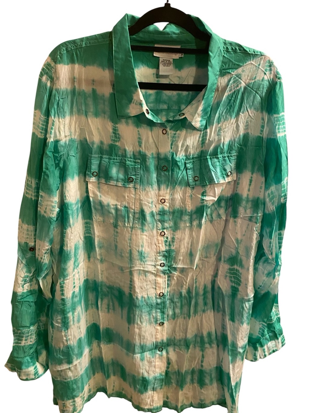 Soft Surroundings~ Silk Blouse, Teal/White Snap/button-Up
Size 2X
NWOT